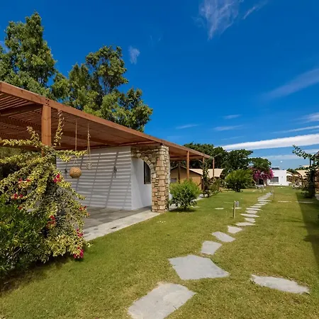 Logos Village Theológos