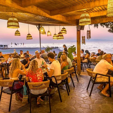 Alojamento de Turismo Selvagem Logos Village Theológos