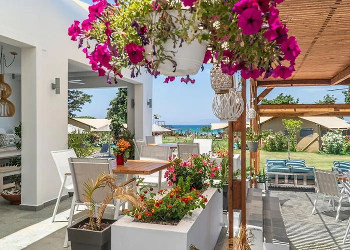 Logos Village Orman Evi